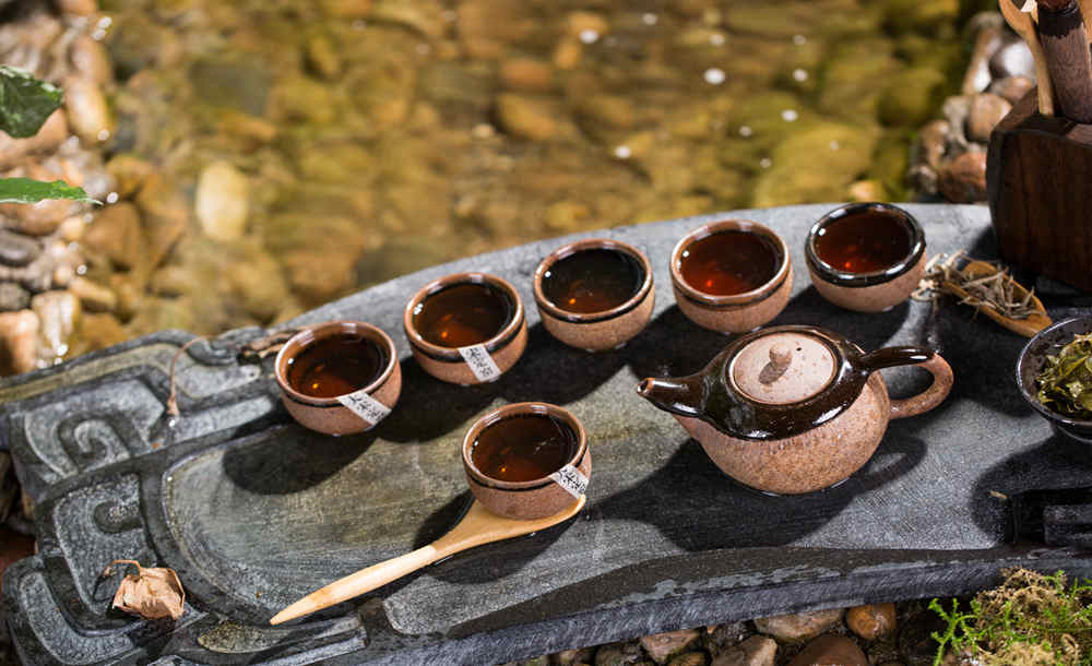 大宋定窯生產(chǎn)的精美定窯茶具套裝，提升你的品茗品味.jpg