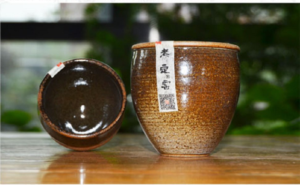 大宋定窯設(shè)計(jì)的小甕杯，頗具復(fù)古風(fēng)